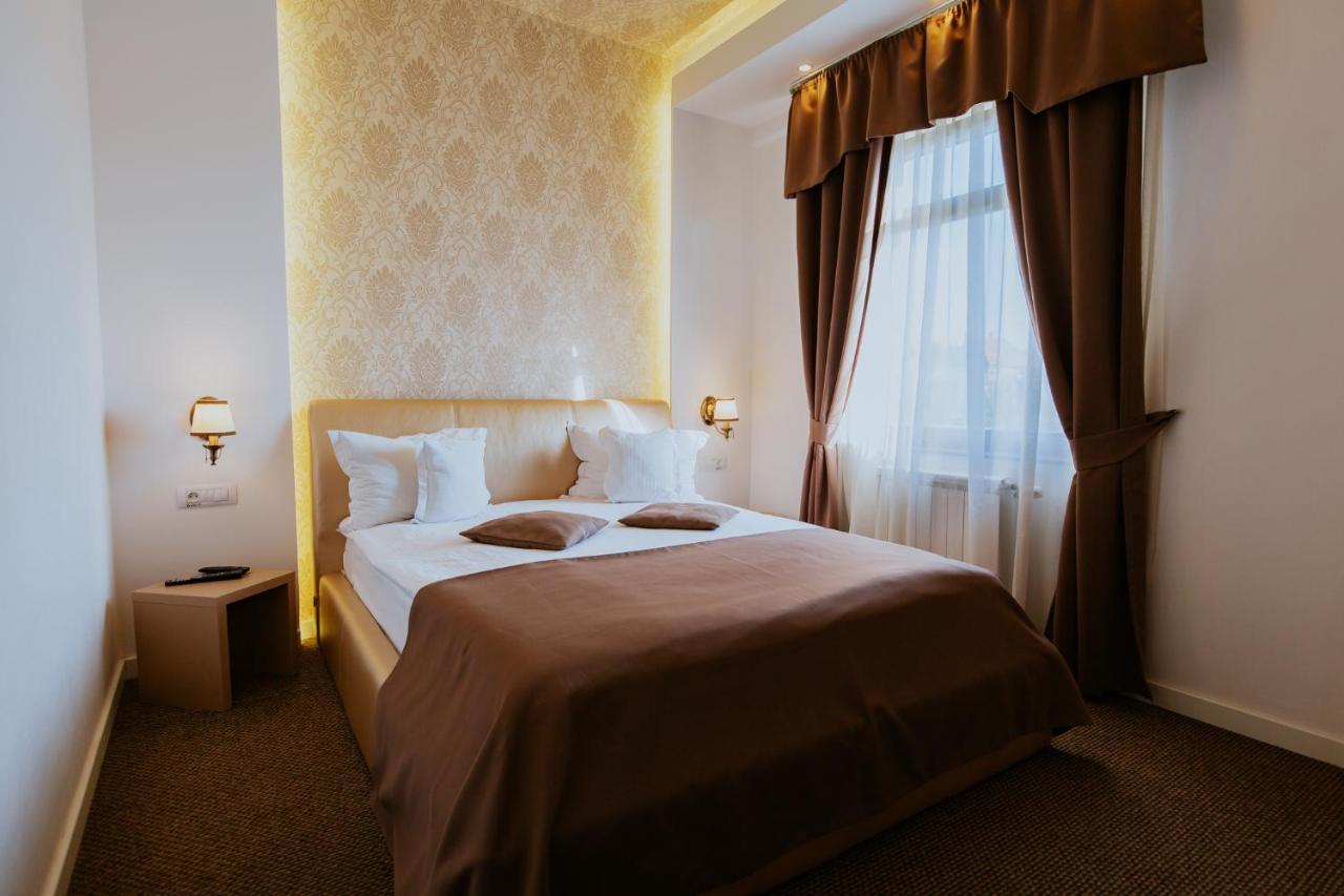 Hotel Restaurant Park Miercurea Ciuc Ngoại thất bức ảnh