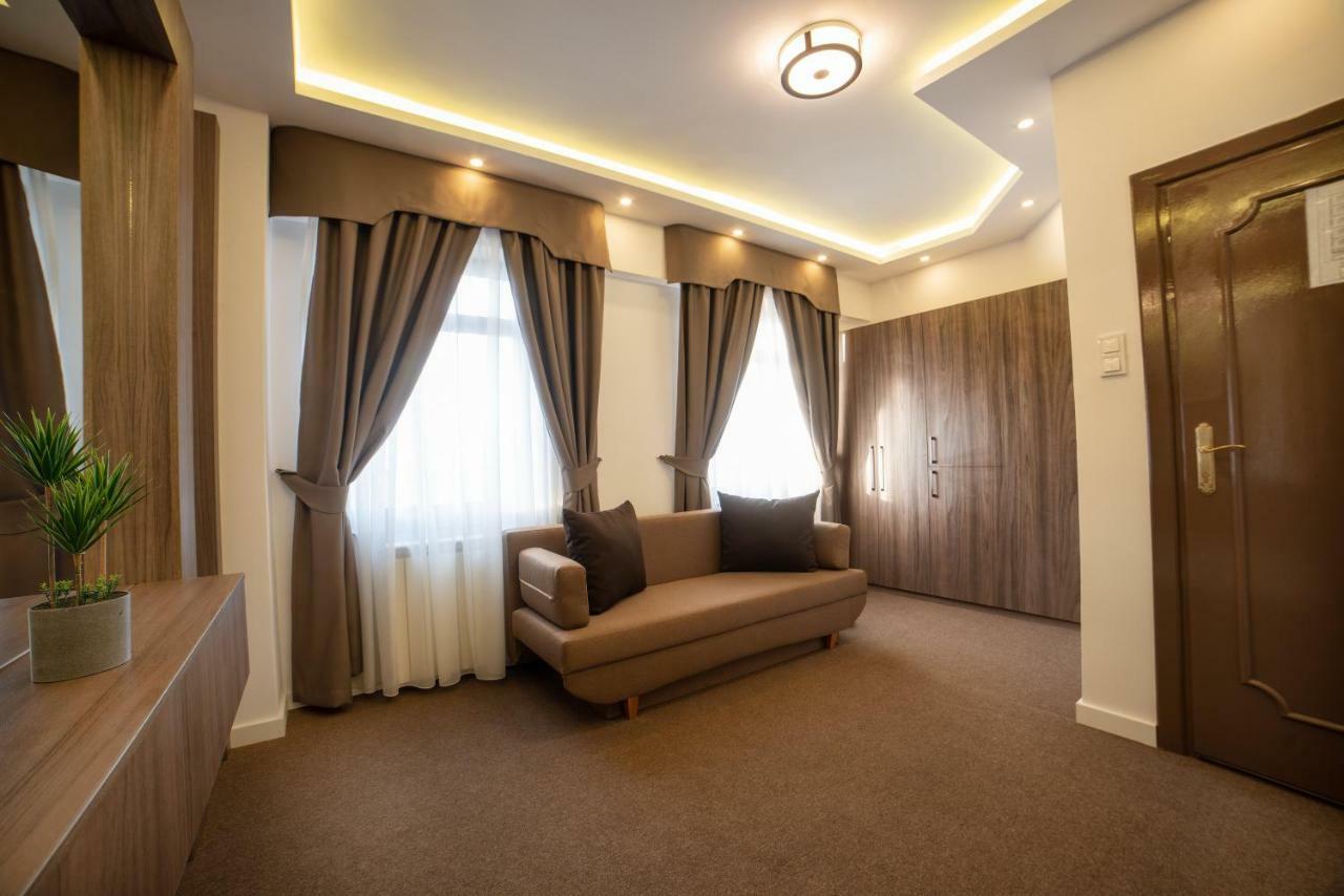 Hotel Restaurant Park Miercurea Ciuc Ngoại thất bức ảnh